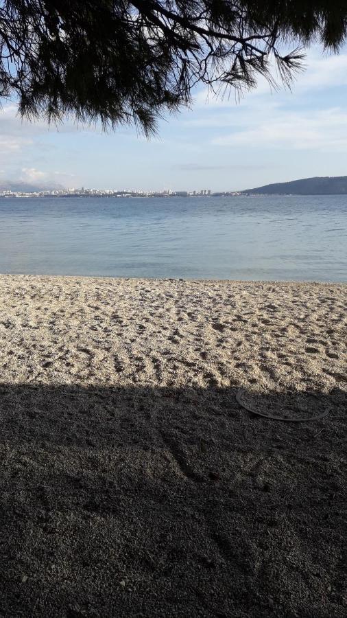 Apartamento Pauli Kaštela Exterior foto