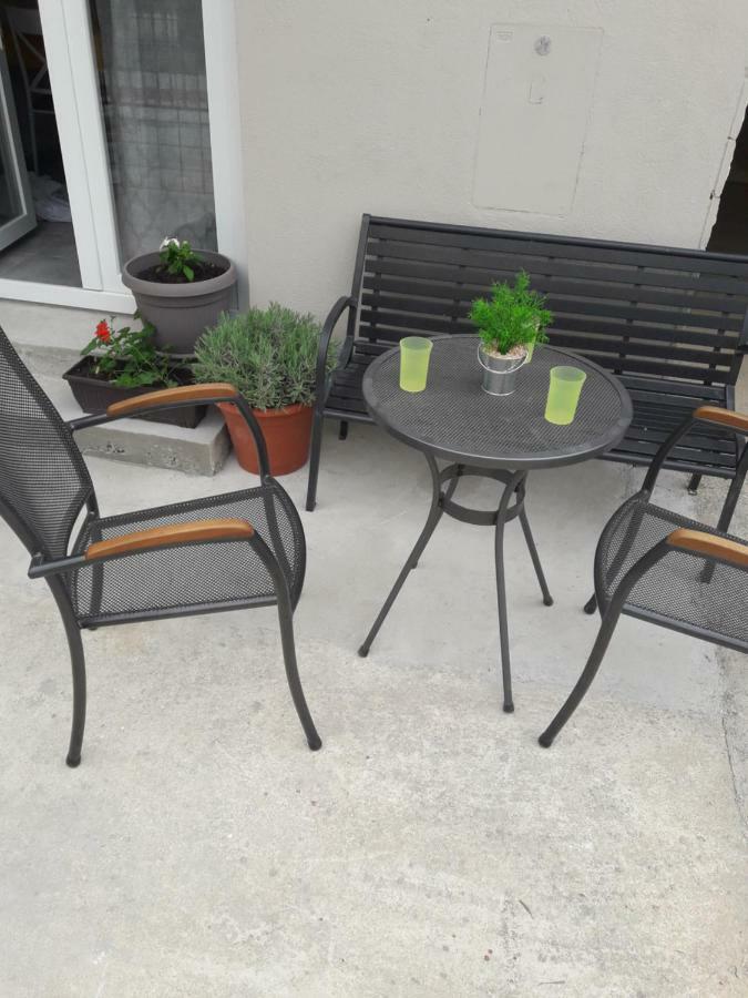 Apartamento Pauli Kaštela Exterior foto