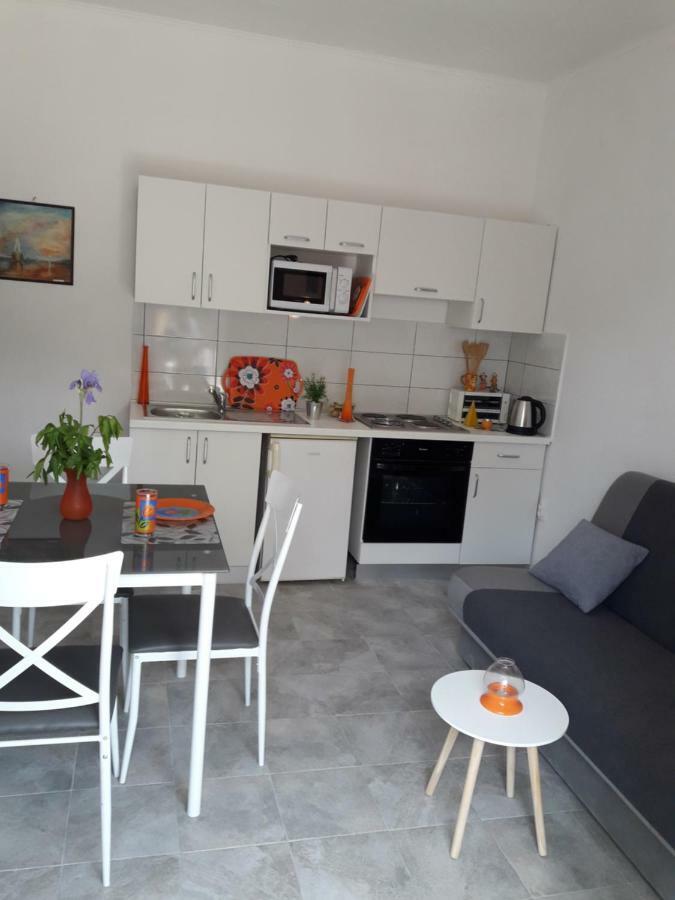 Apartamento Pauli Kaštela Exterior foto