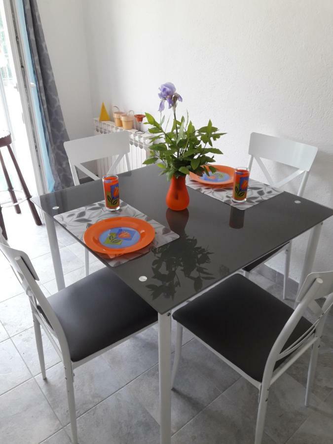Apartamento Pauli Kaštela Exterior foto